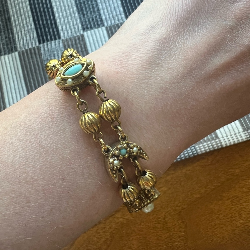 Unsigned Goldette N.Y. Bracelet